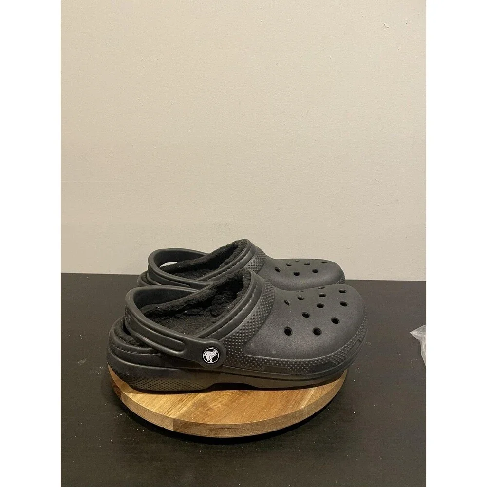 Crocs Classic Clogs Mens 9 Black Faux Fur Slip On Warm Winter Comfort Shoes
